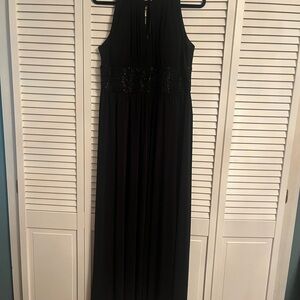 Elegant Black Maxi Dress